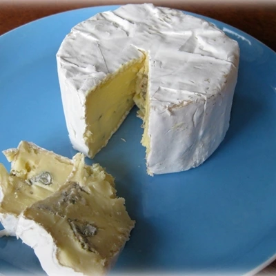 Lighthouse Blue Brie